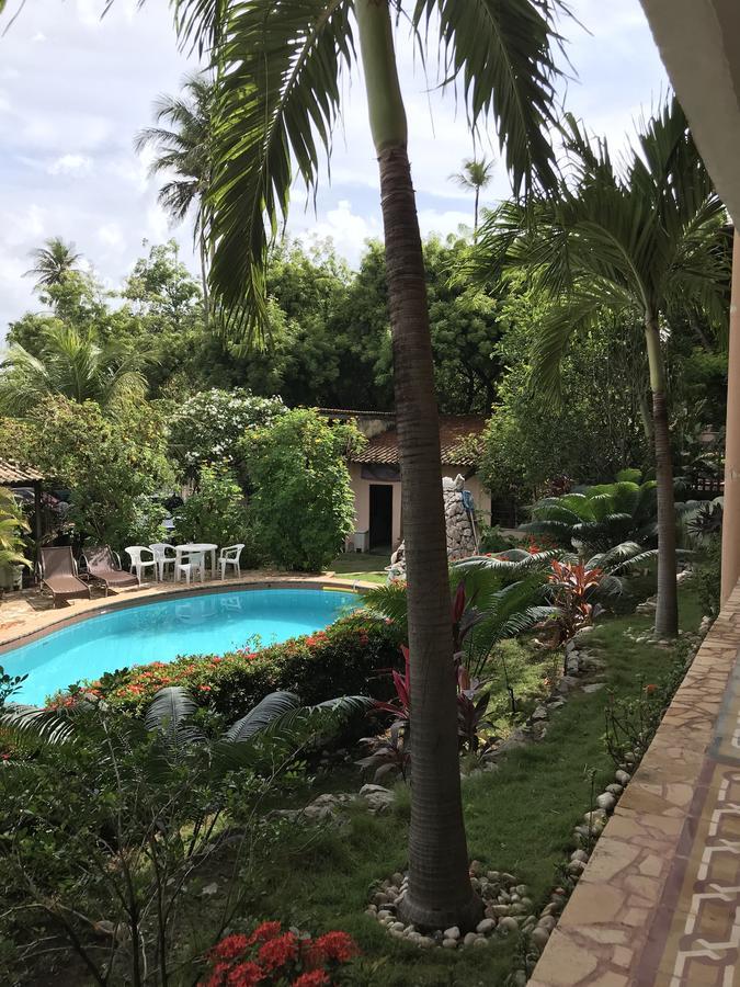 Hotel E Pousada Tropical Wind Do Кумбуко Экстерьер фото
